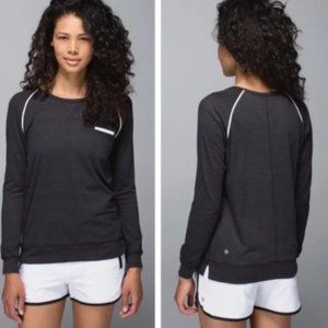 Lululemon Weightless Crew Black Long Sleeve size 6